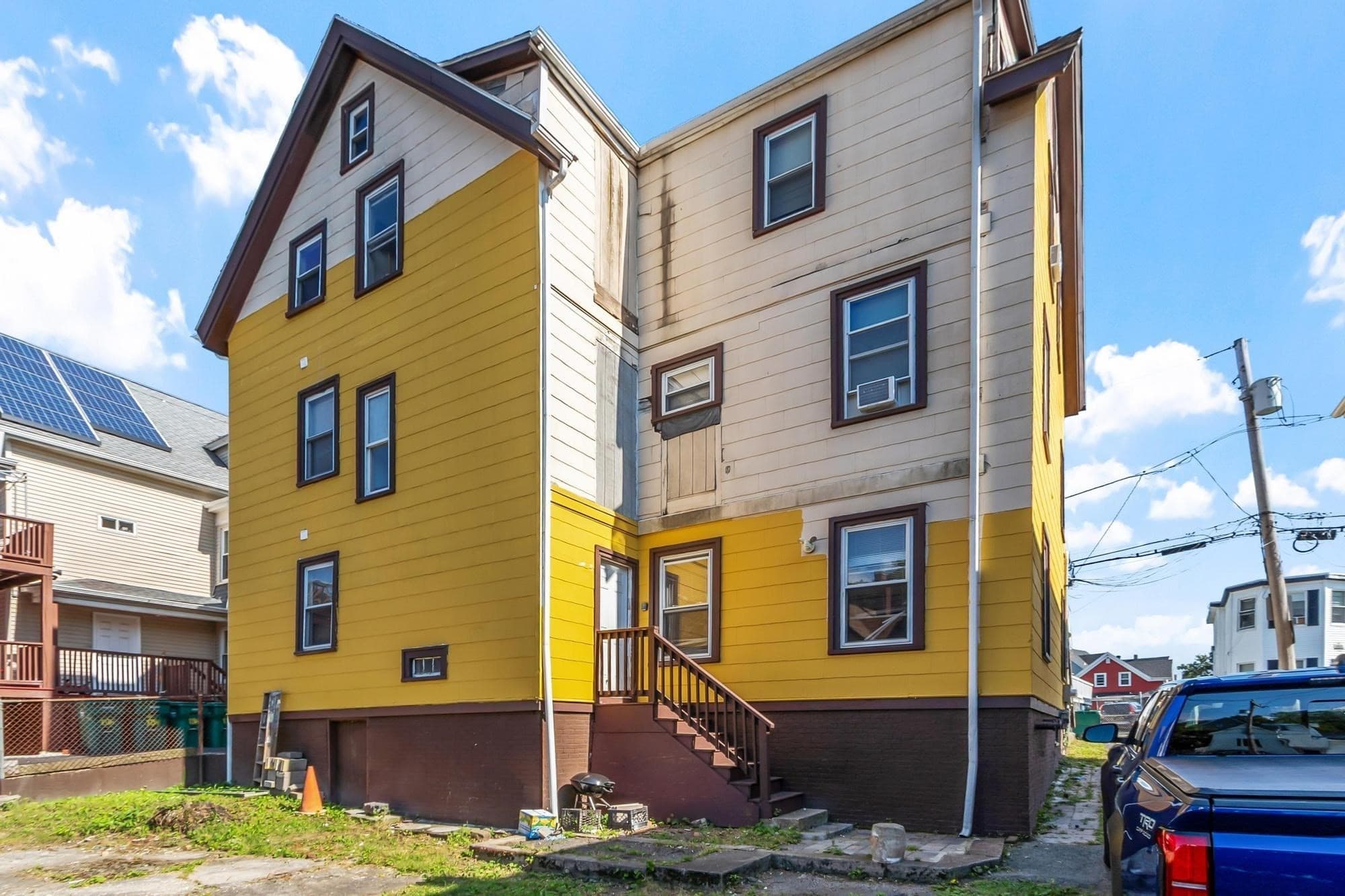 3 Family at 107 Hollingsworth St, Lynn MA 01902, Lynn, photo 7 of 34