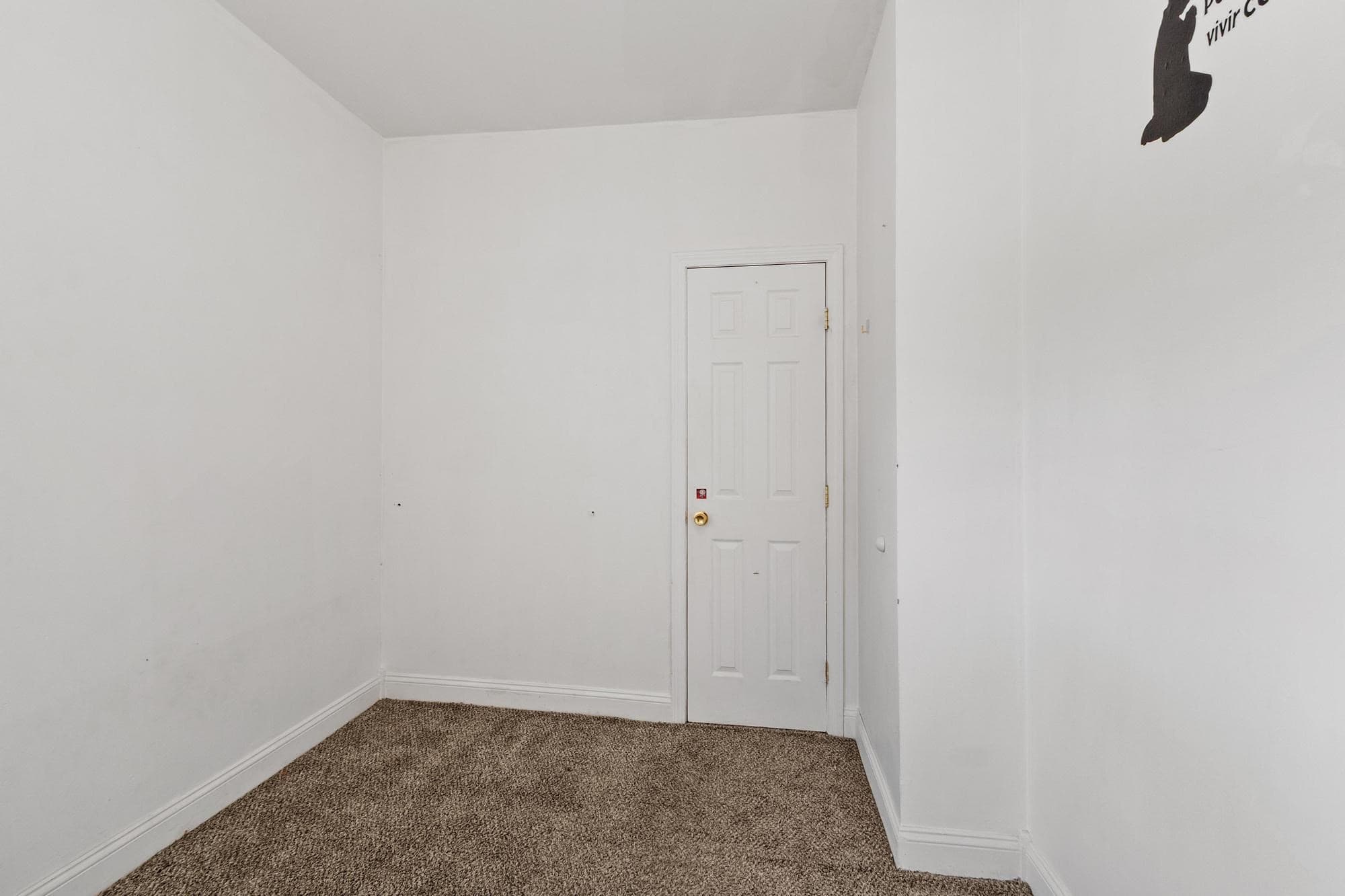 3 Family at 107 Hollingsworth St, Lynn MA 01902, Lynn, photo 18 of 34
