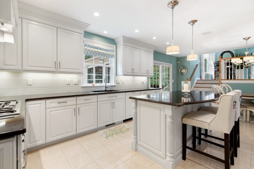 Single Family Residence at 21 Partridge Lane, Wakefield MA 01880, photo 11 of 39