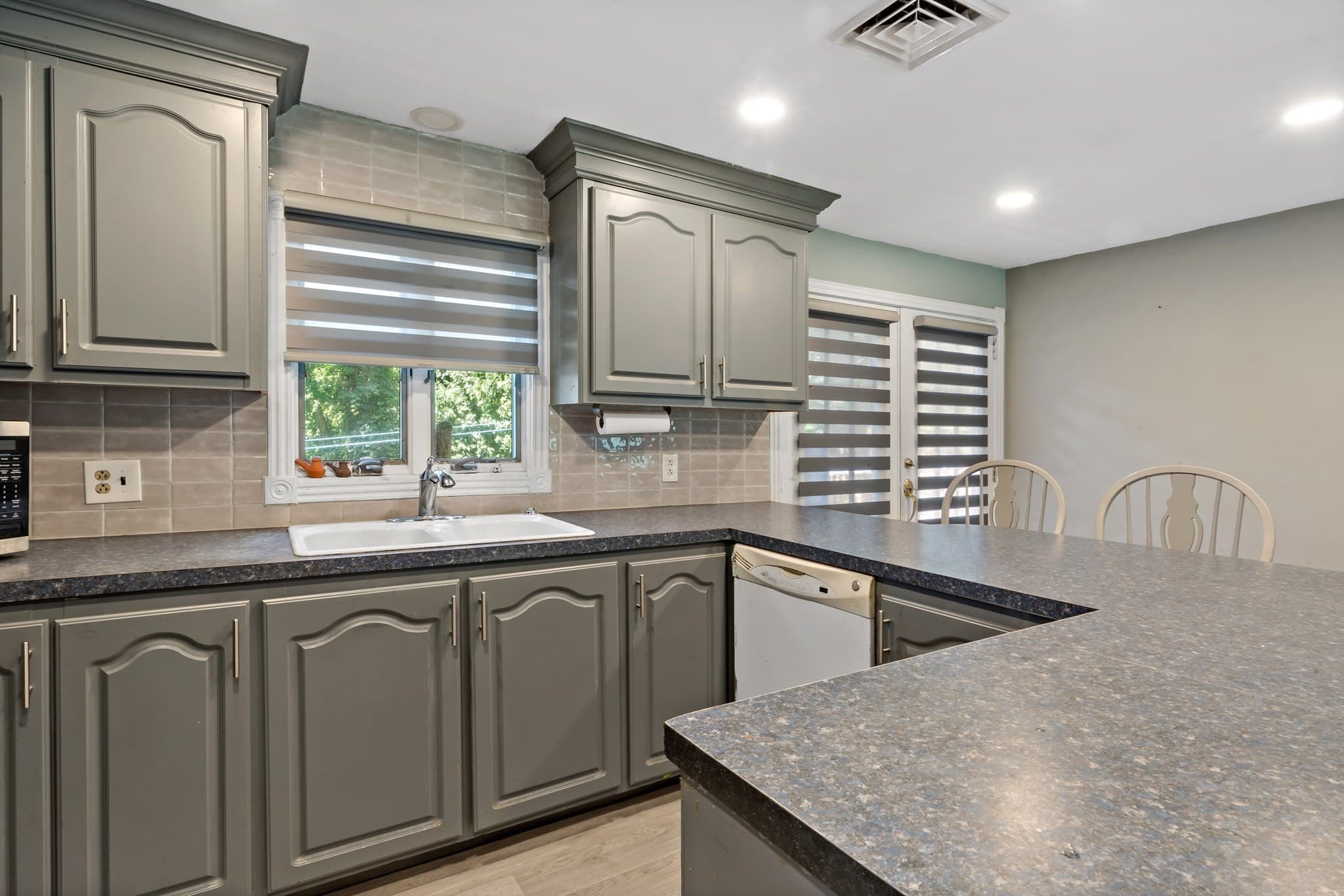 Single Family Residence at 238 Chestnut St, Rehoboth MA 02769, Rehoboth, photo 12 of 42