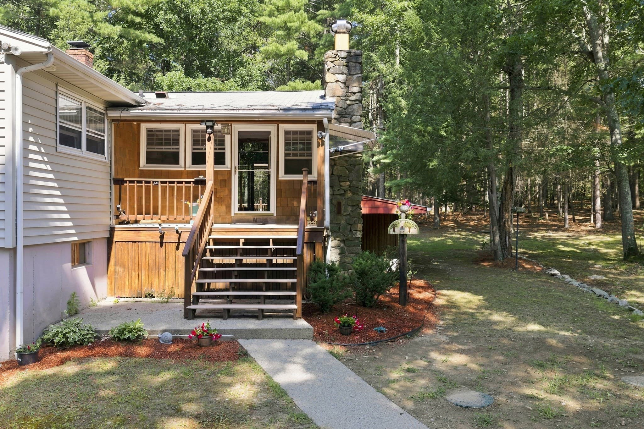 Single Family Residence at 636 Highland St, Holliston MA 01746, Holliston, photo 6 of 42