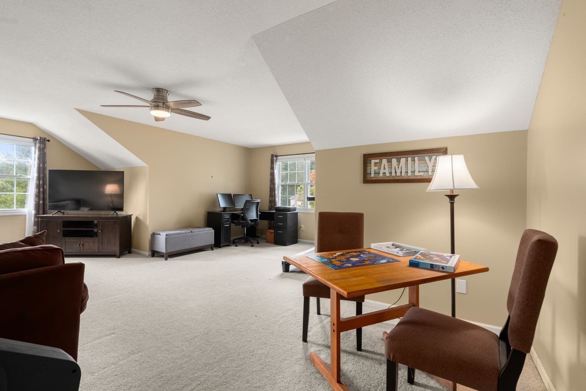 Single Family Residence at 75 Hillcrest Circle, Westfield MA 01085, Westfield, photo 36 of 39