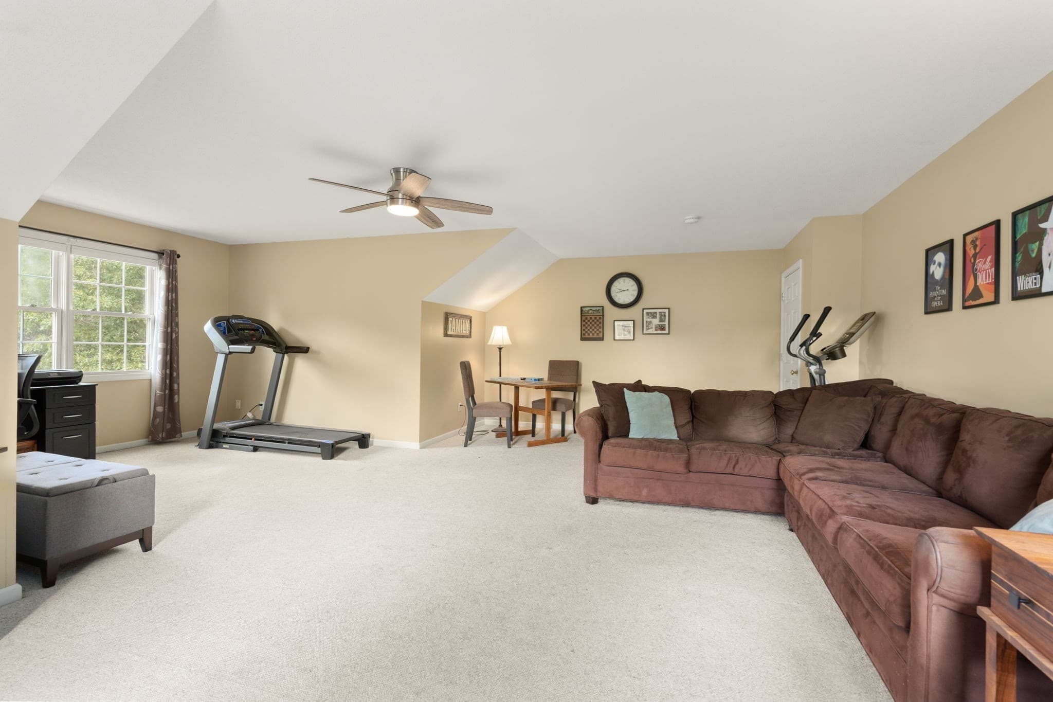 Single Family Residence at 75 Hillcrest Circle, Westfield MA 01085, Westfield, photo 32 of 39