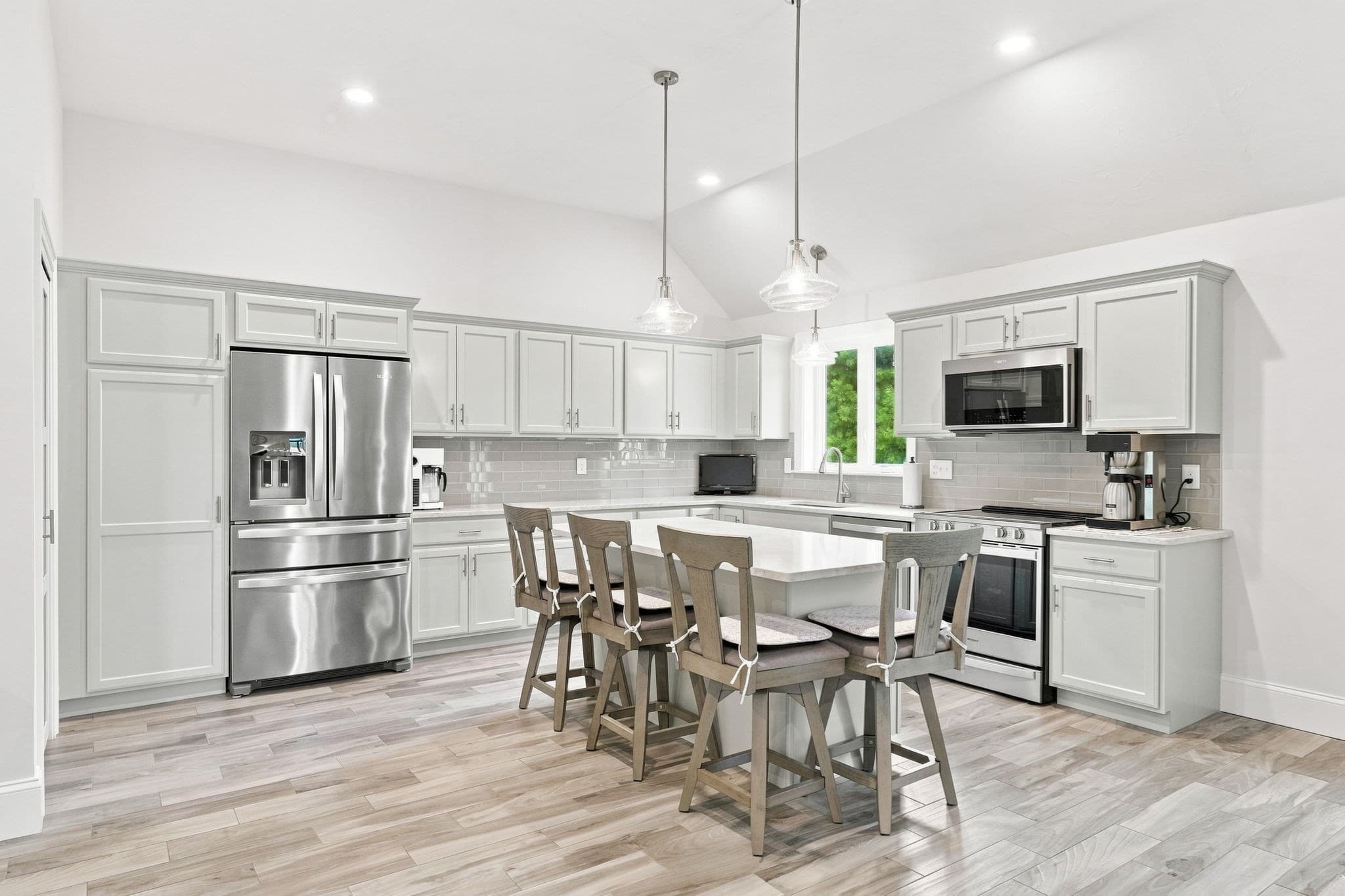 Single Family Residence at 59 Waterford Cir, Dighton MA 02715, Dighton, photo 2 of 31