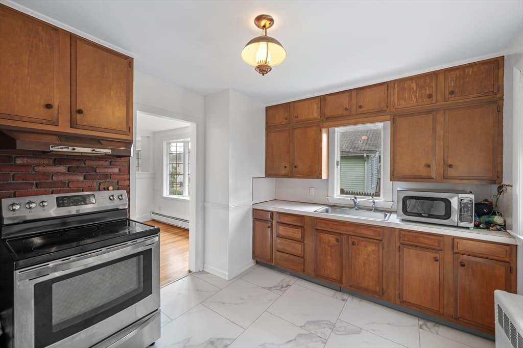 Single Family Residence at 58 Sohier Rd, Beverly MA 01915, Beverly, photo 12 of 42