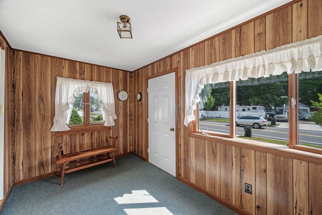 Single Family Residence at 58 Sohier Rd, Beverly MA 01915, Beverly, photo 3 of 42