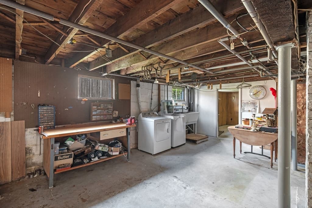Single Family Residence at 58 Sohier Rd, Beverly MA 01915, Beverly, photo 28 of 42
