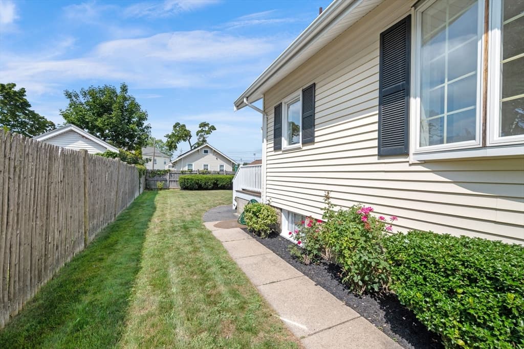 Single Family Residence at 58 Sohier Rd, Beverly MA 01915, Beverly, photo 35 of 42