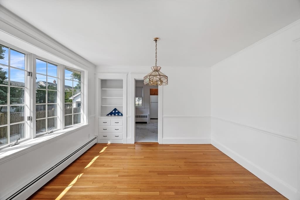 Single Family Residence at 58 Sohier Rd, Beverly MA 01915, Beverly, photo 8 of 42