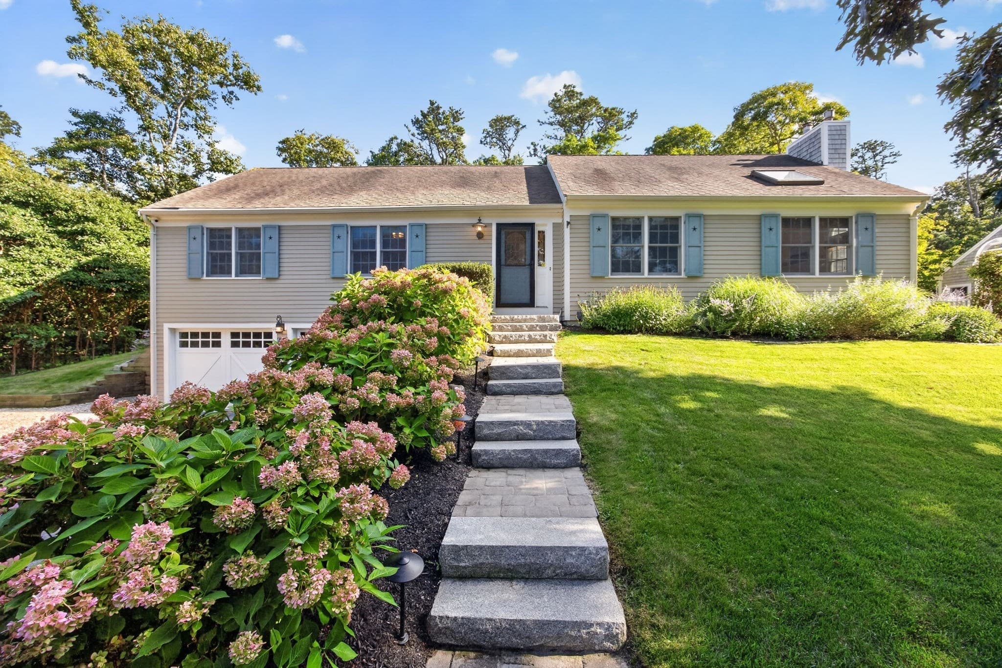 23 Taylors Pond Rd, Chatham MA 02633