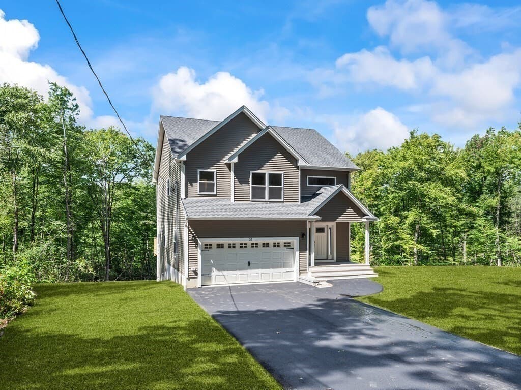 53 Coughlin, Oxford MA 01540