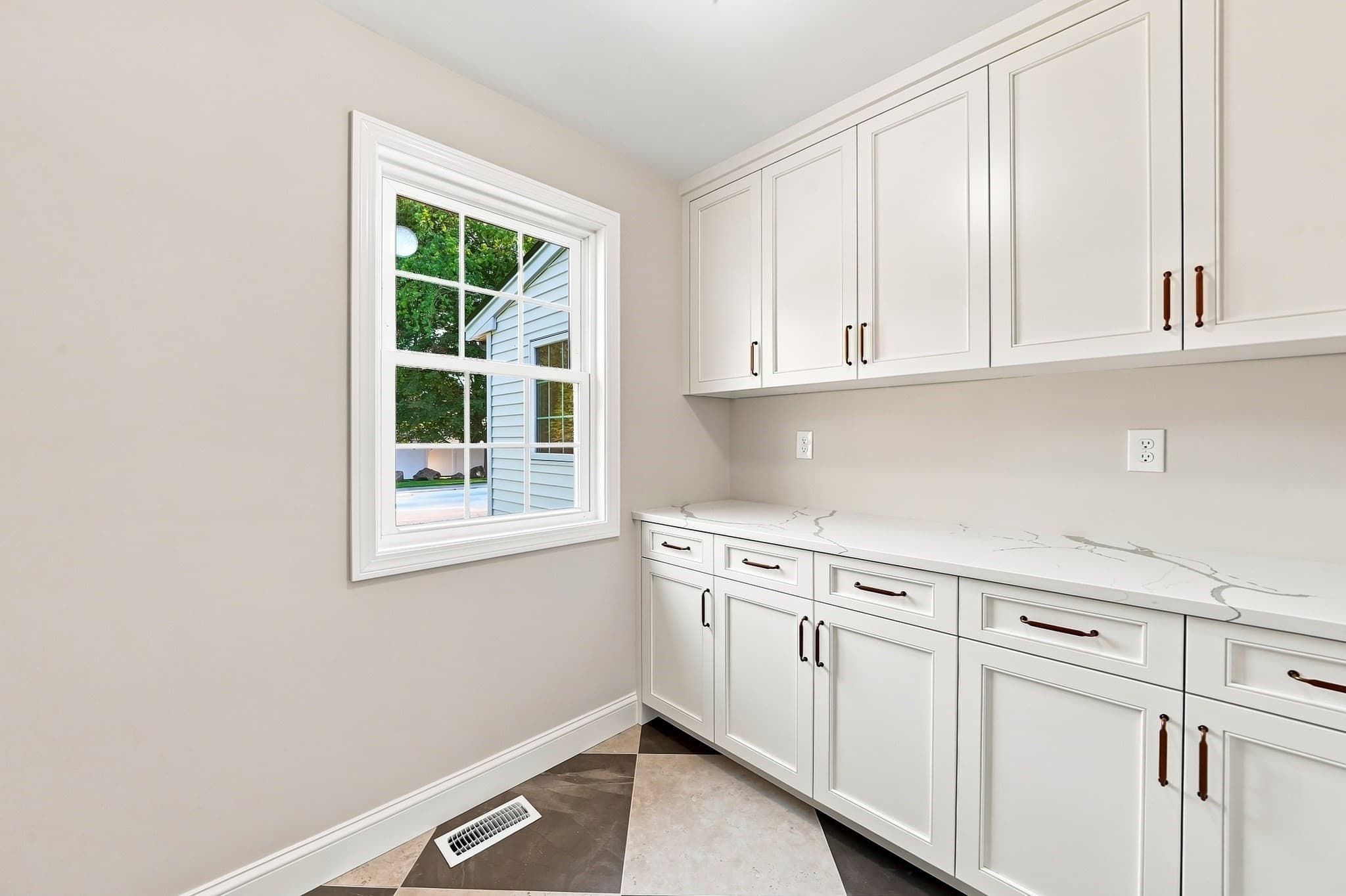 Single Family Residence at 7 Viking Rd, Winchester MA 01890, Winchester, photo 22 of 33