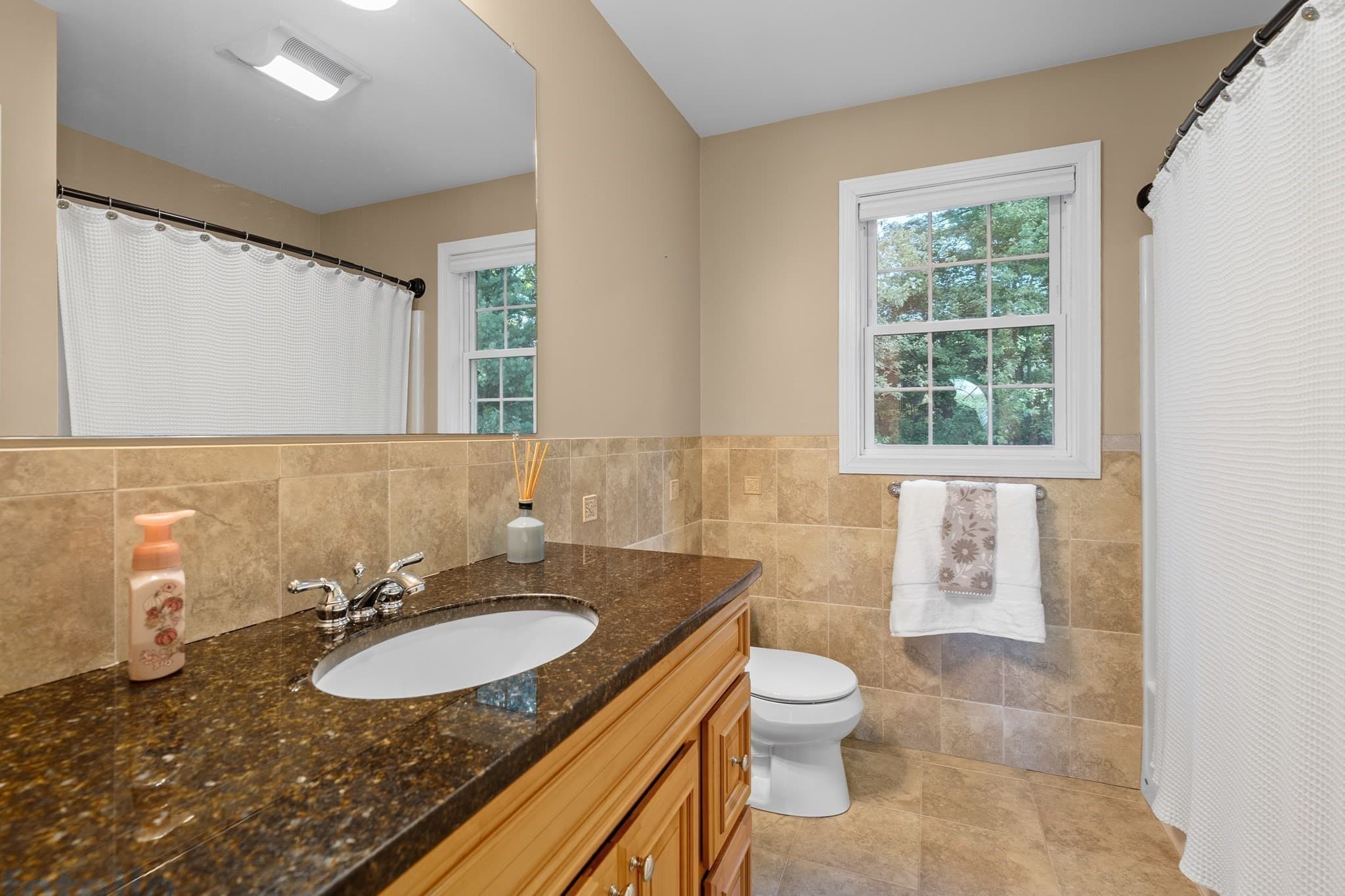 Single Family Residence at 3 Joy Rd, New Bedford MA 02740, New Bedford, photo 16 of 25