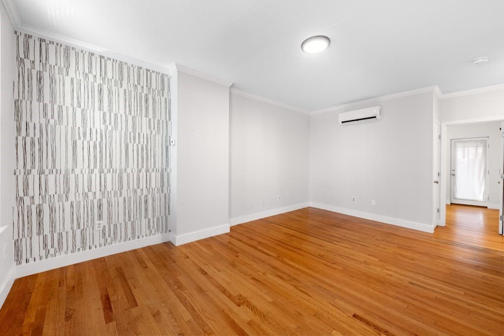Condominium at 159 I St # 1, Boston MA 02127, Boston, photo 8 of 21