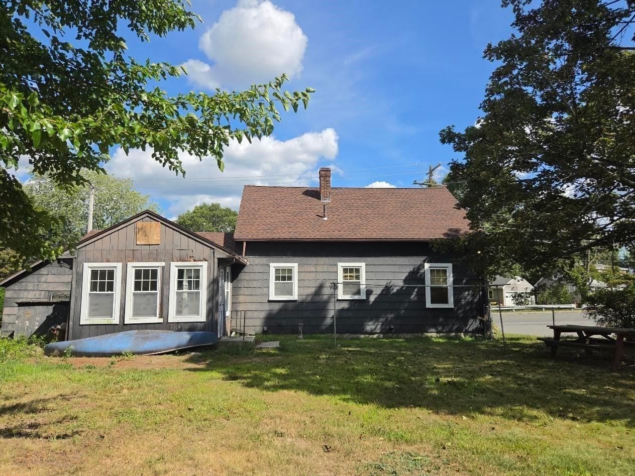 Single Family Residence at 211 Lowell Street, Methuen MA 01844, Methuen, photo 23 of 24