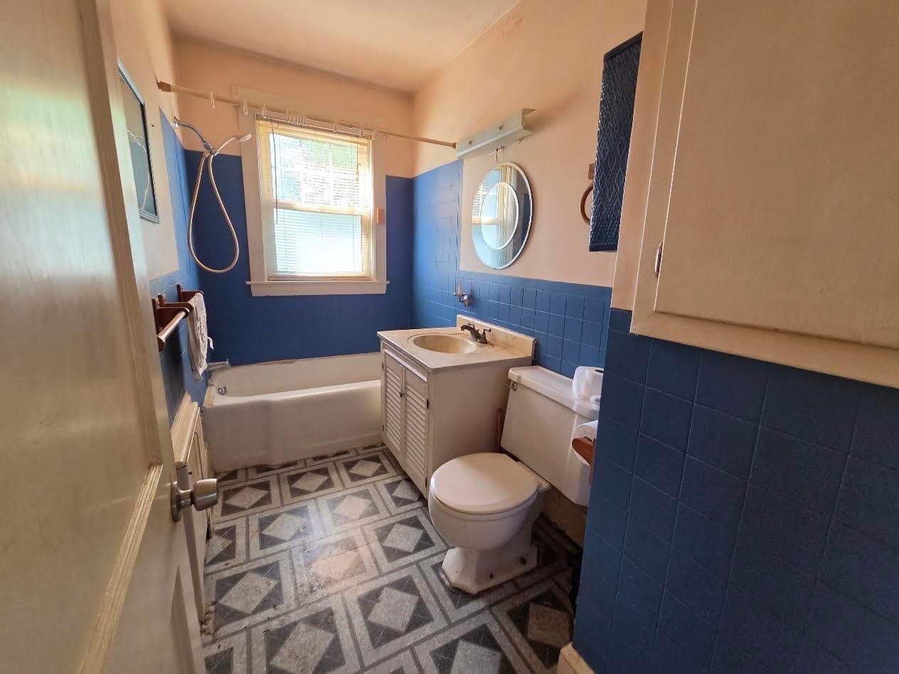 Single Family Residence at 211 Lowell Street, Methuen MA 01844, Methuen, photo 13 of 24