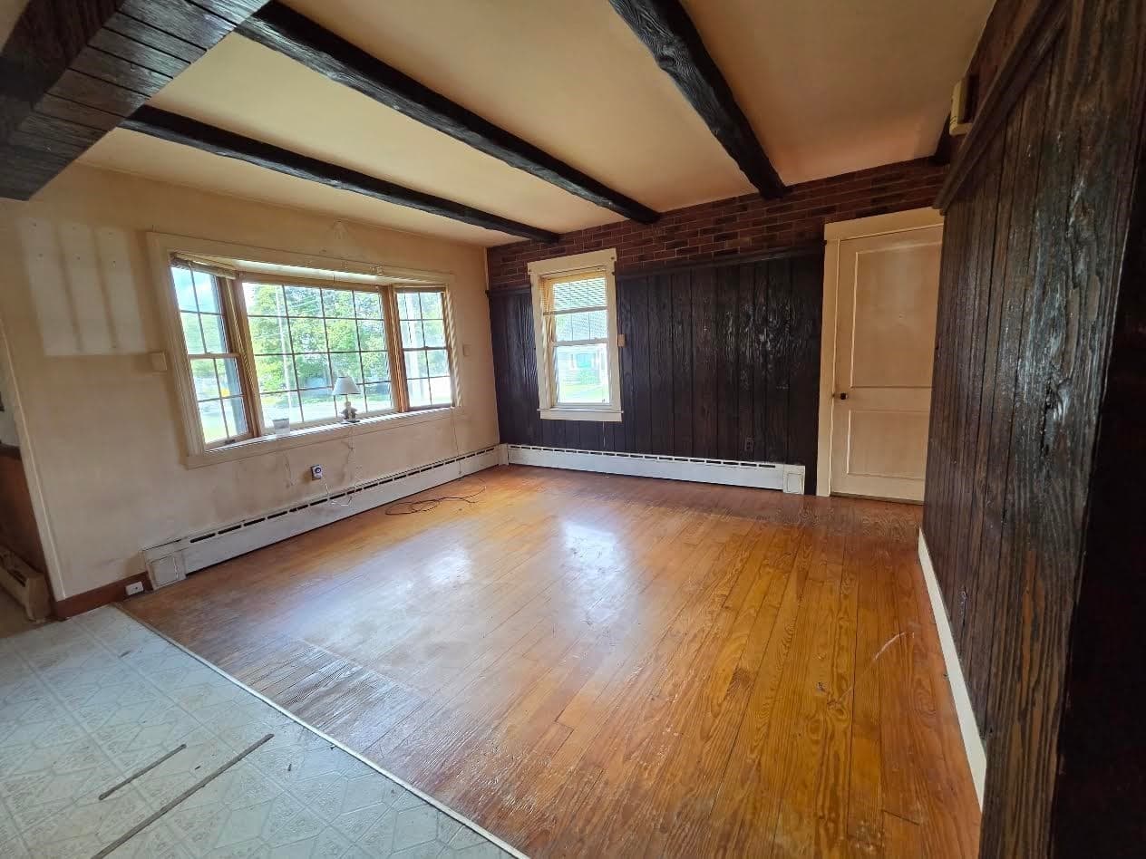 Single Family Residence at 211 Lowell Street, Methuen MA 01844, Methuen, photo 7 of 24