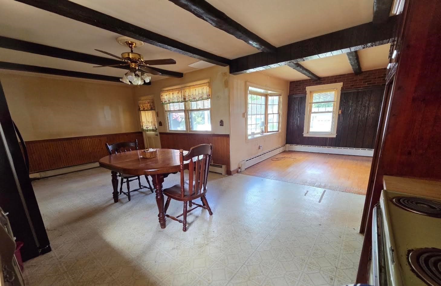 Single Family Residence at 211 Lowell Street, Methuen MA 01844, Methuen, photo 4 of 24