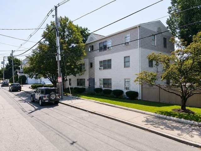 5 Washington St # 12, Medford MA 02155