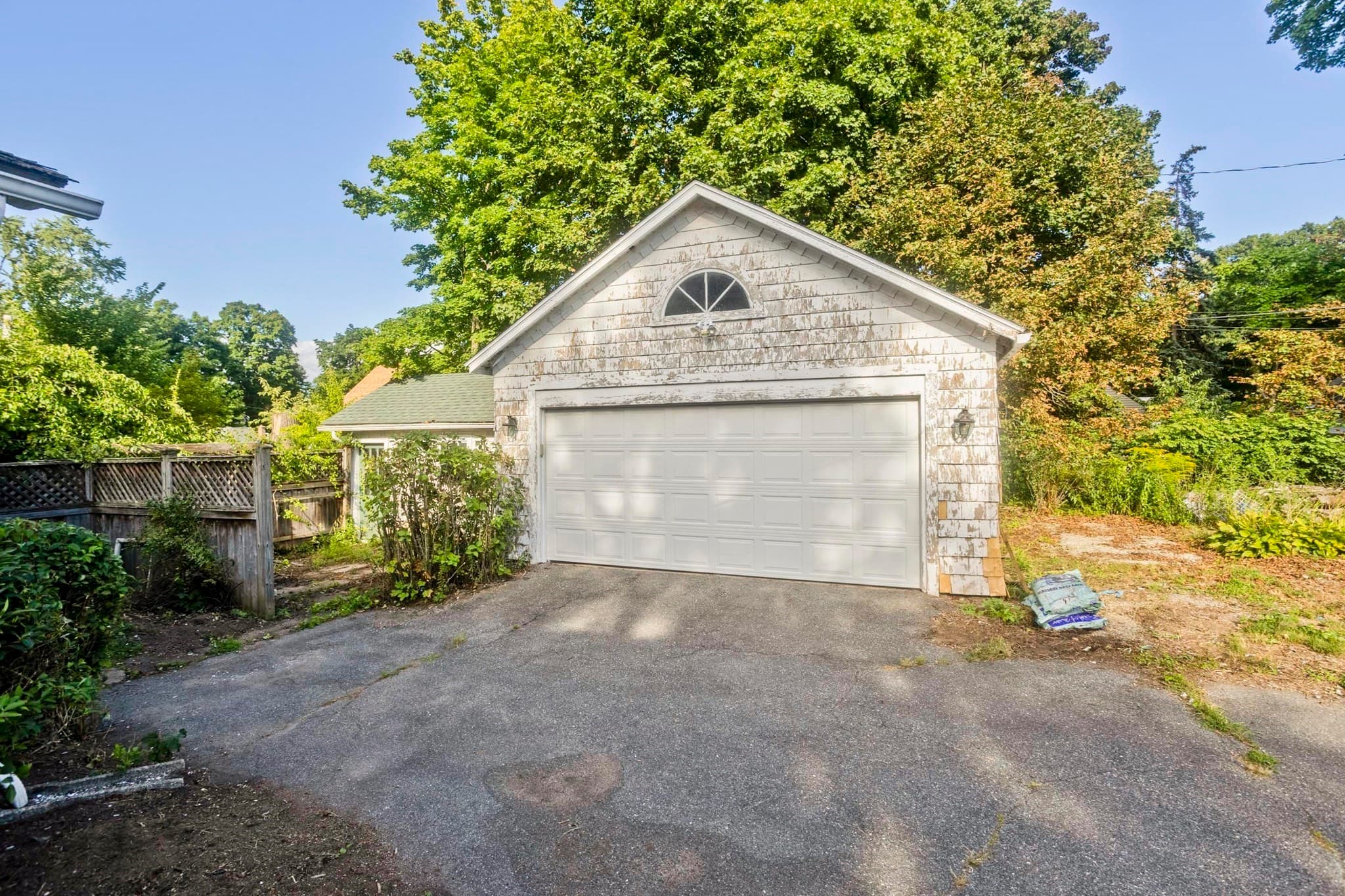 Single Family Residence at 1750 Northampton St., Holyoke MA 01040, Holyoke, photo 7 of 42