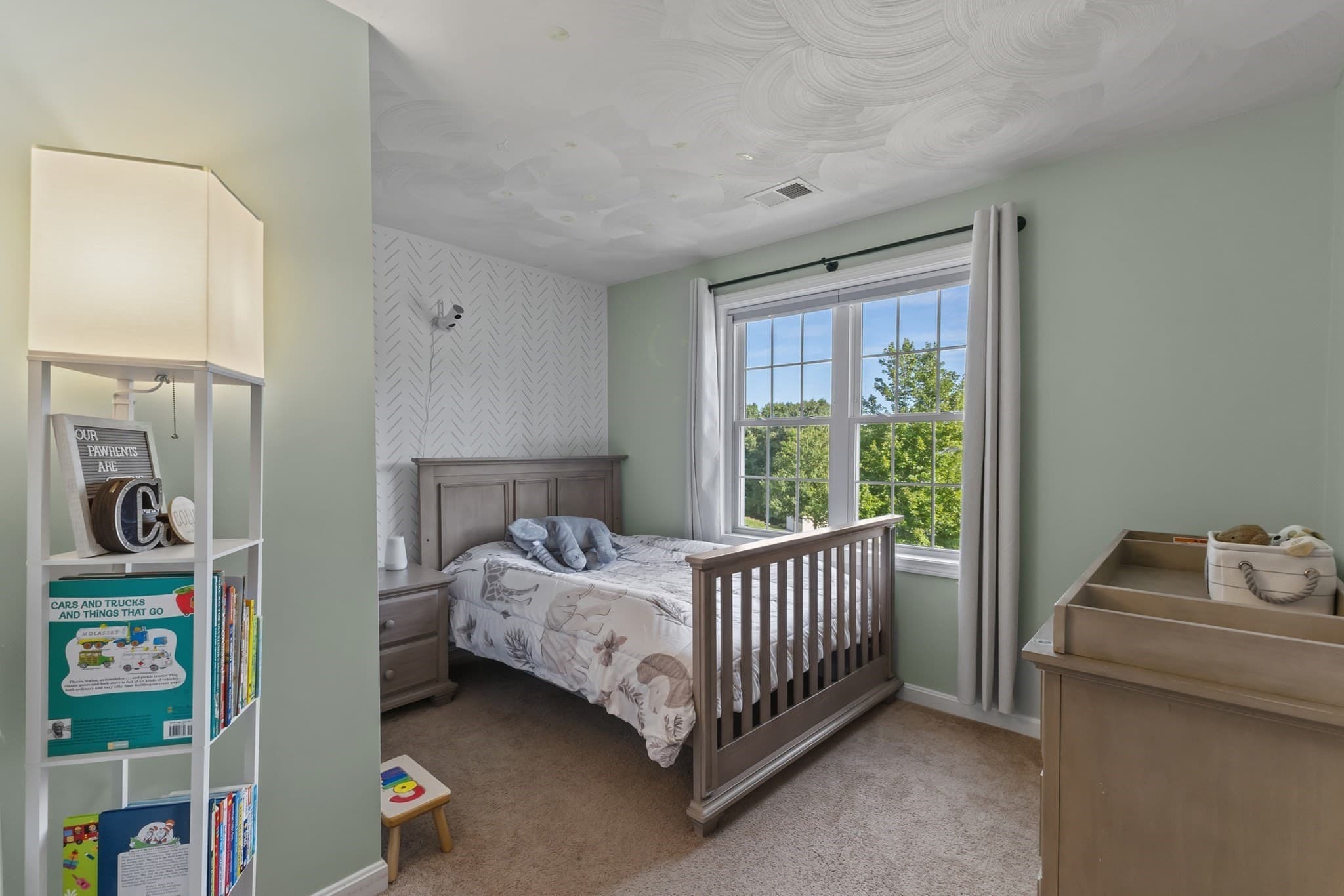 Single Family Residence at 22 W Ledge Rd, Clinton MA 01510, Clinton, photo 24 of 36