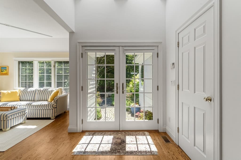 Single Family Residence at 30 Hill And Plain Road, Falmouth MA 02536, Falmouth, photo 4 of 38
