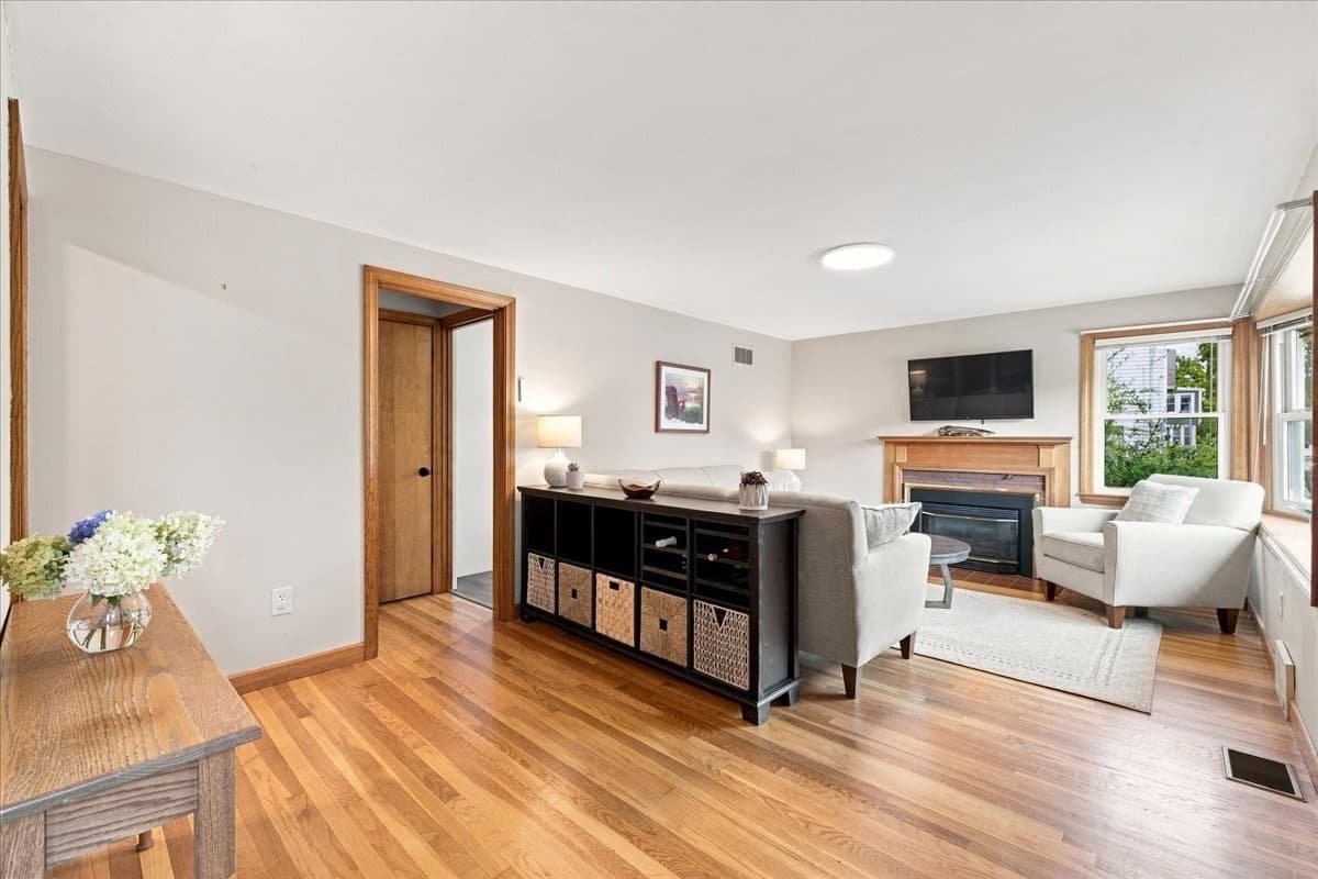 Single Family Residence at 54 Mountain Avenue, Norwood MA 02062, Norwood, photo 4 of 40