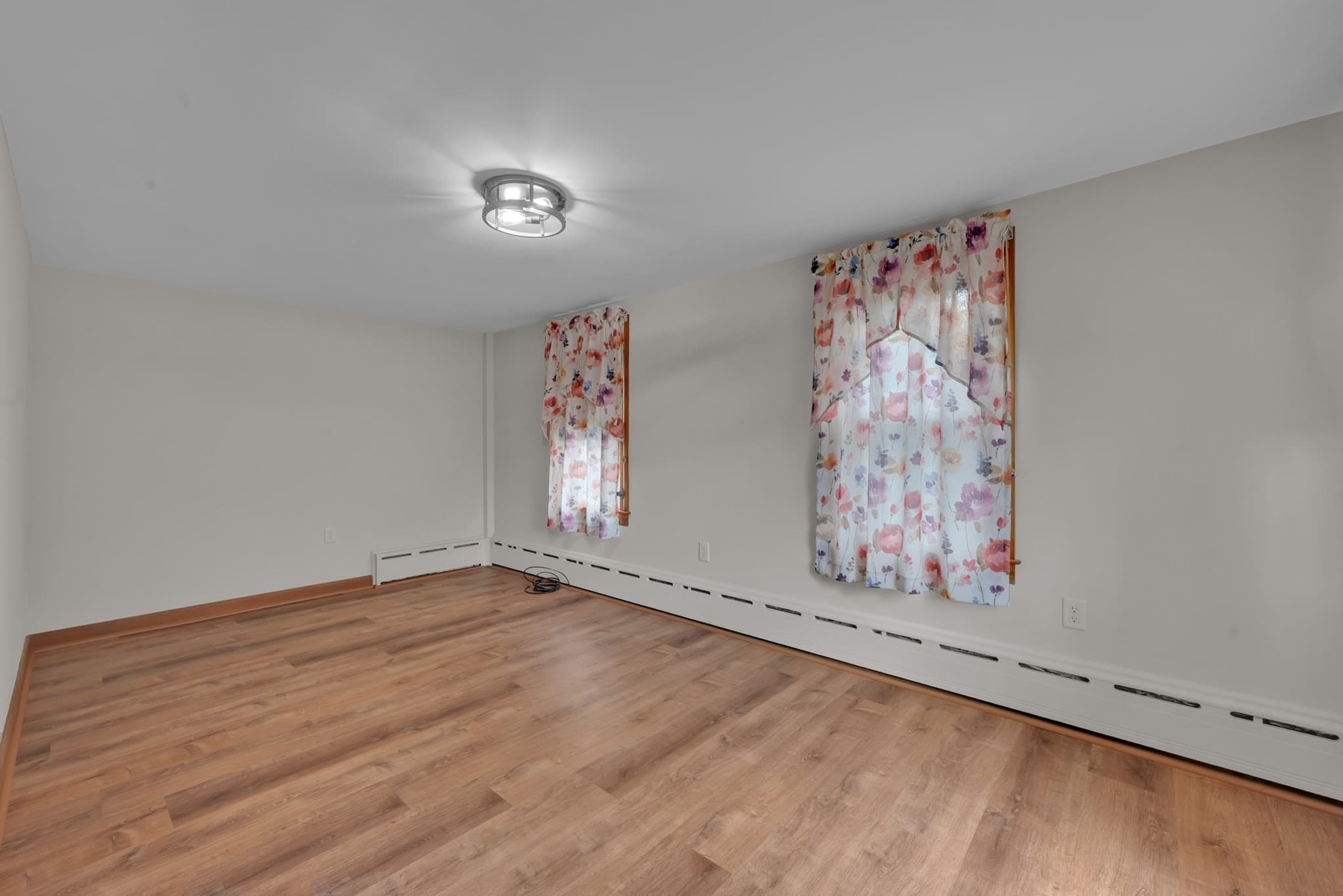 Single Family Residence at 3 Prospect Ave, Dudley MA 01571, Dudley, photo 10 of 27