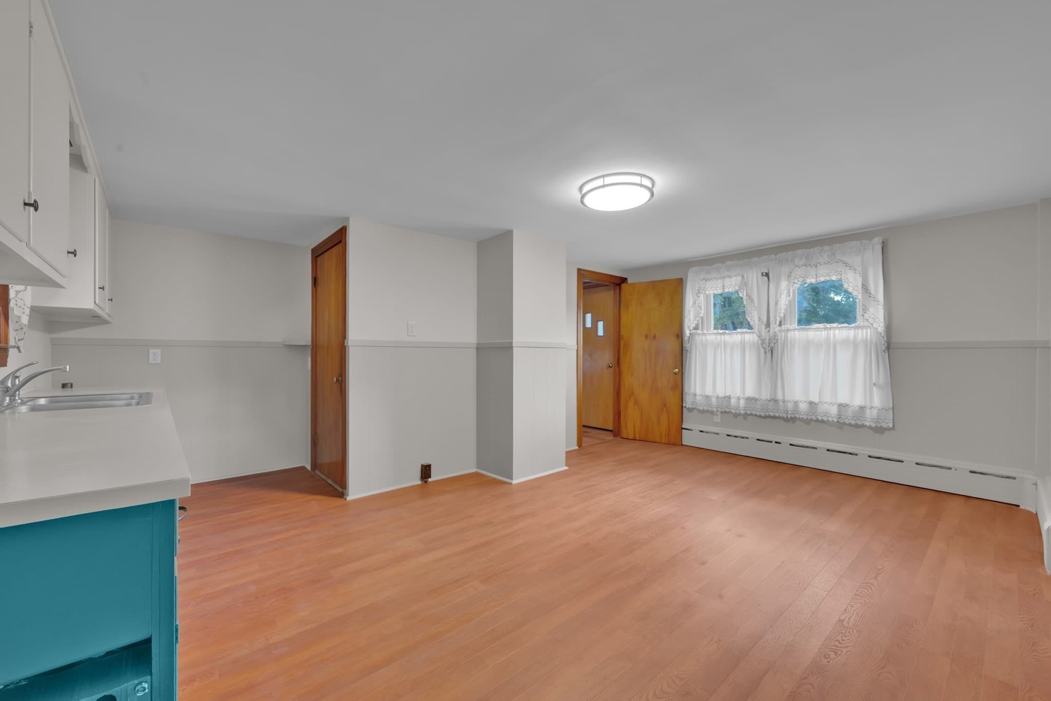 Single Family Residence at 3 Prospect Ave, Dudley MA 01571, Dudley, photo 8 of 27