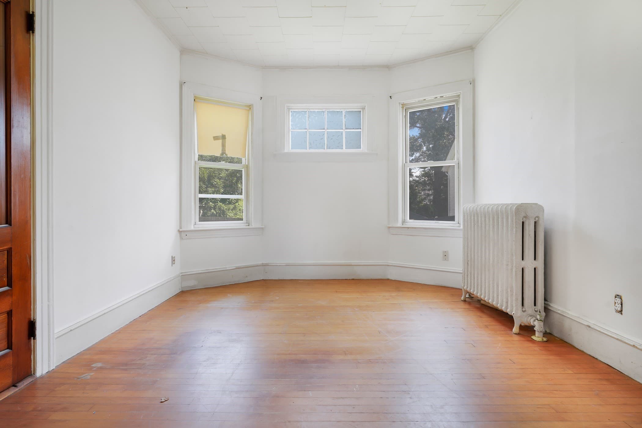 3 Family at 692 Walnut St, Fall River MA 02720, Fall River, photo 20 of 39