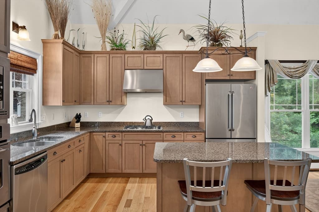 Condominium at 15 Aberdeen # 15, Plymouth MA 02360, Plymouth, photo 6 of 40
