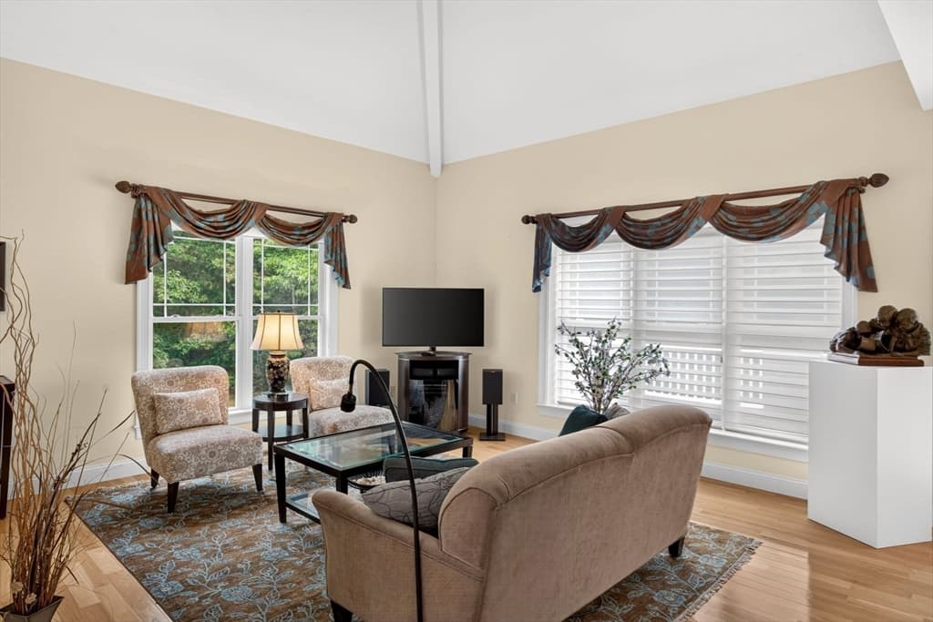 Condominium at 15 Aberdeen # 15, Plymouth MA 02360, Plymouth, photo 12 of 40