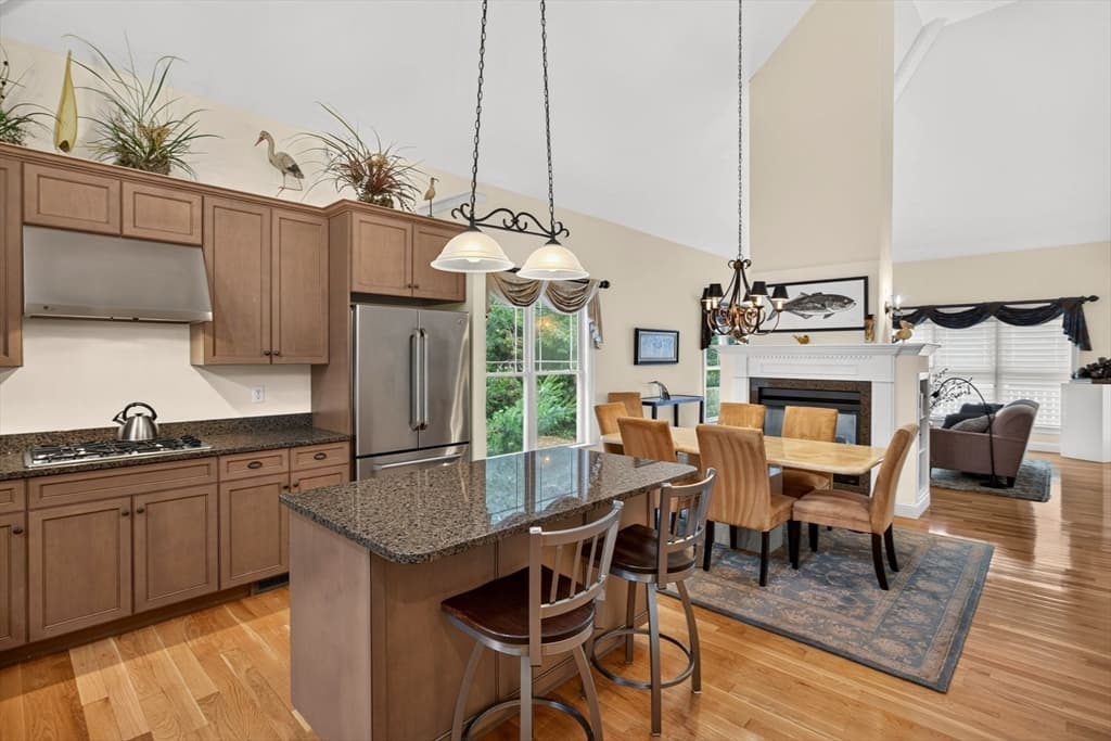 Condominium at 15 Aberdeen # 15, Plymouth MA 02360, Plymouth, photo 3 of 40