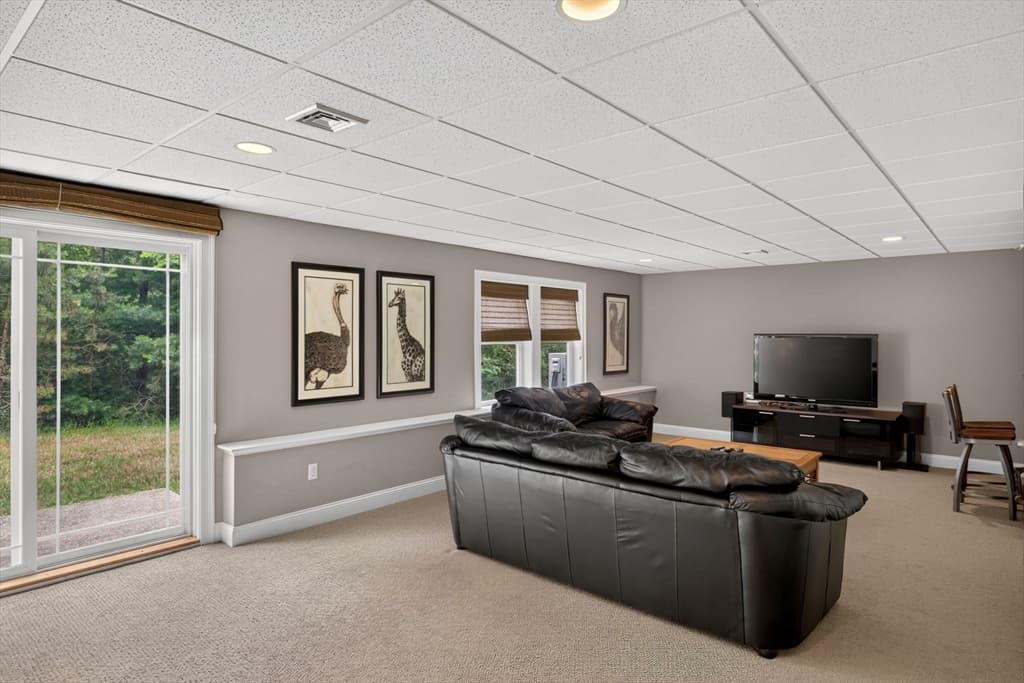 Condominium at 15 Aberdeen # 15, Plymouth MA 02360, Plymouth, photo 36 of 40