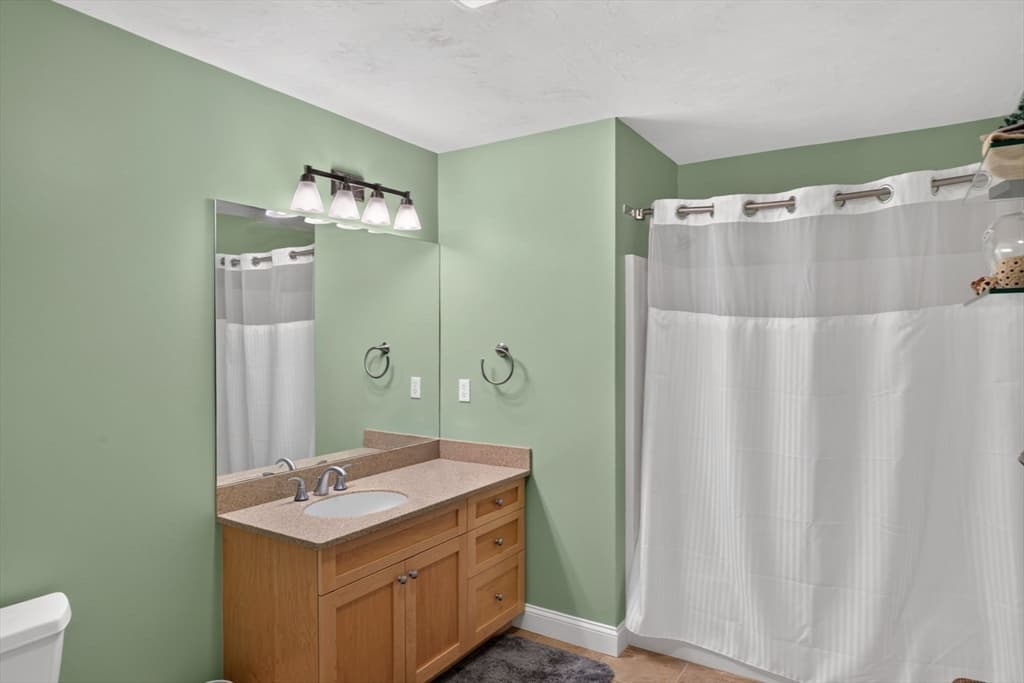 Condominium at 15 Aberdeen # 15, Plymouth MA 02360, Plymouth, photo 28 of 40