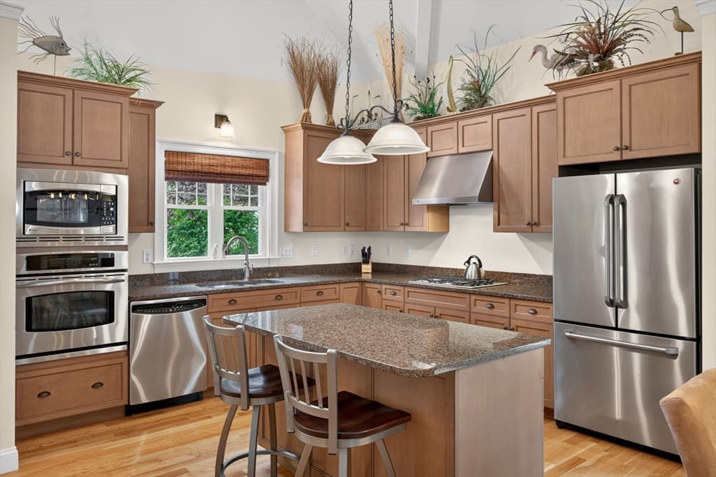 Condominium at 15 Aberdeen # 15, Plymouth MA 02360, Plymouth, photo 5 of 40