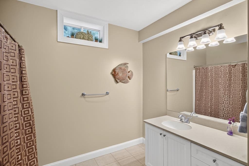 Condominium at 15 Aberdeen # 15, Plymouth MA 02360, Plymouth, photo 38 of 40