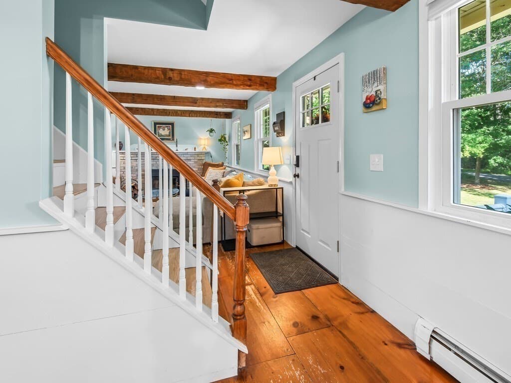 Single Family Residence at 69 Walnut St, Upton MA 01568, Upton, photo 8 of 40
