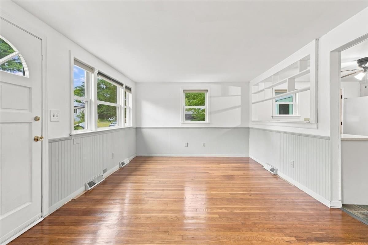 Single Family Residence at 8 Cross St, Halifax MA 02338, Halifax, photo 12 of 42