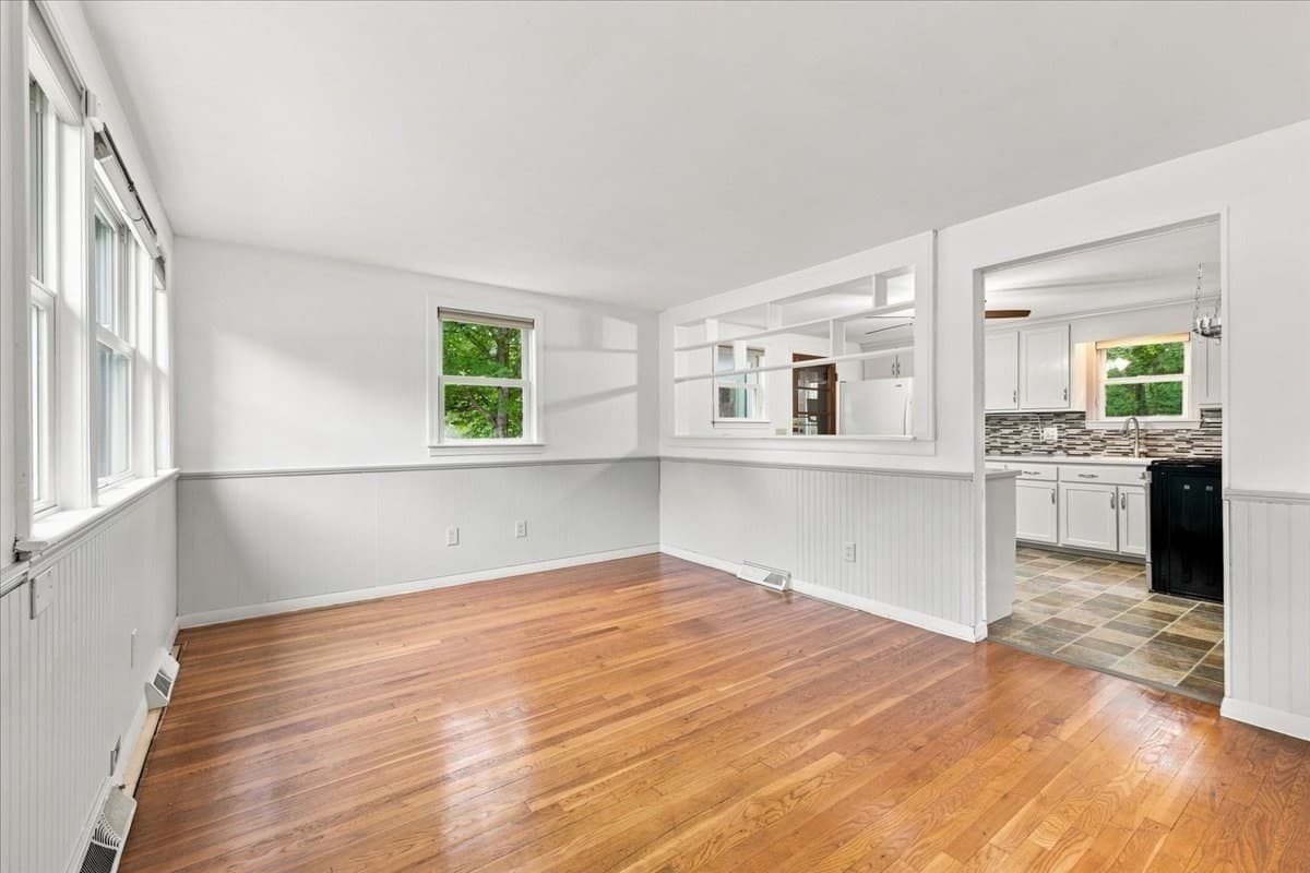 Single Family Residence at 8 Cross St, Halifax MA 02338, Halifax, photo 10 of 42