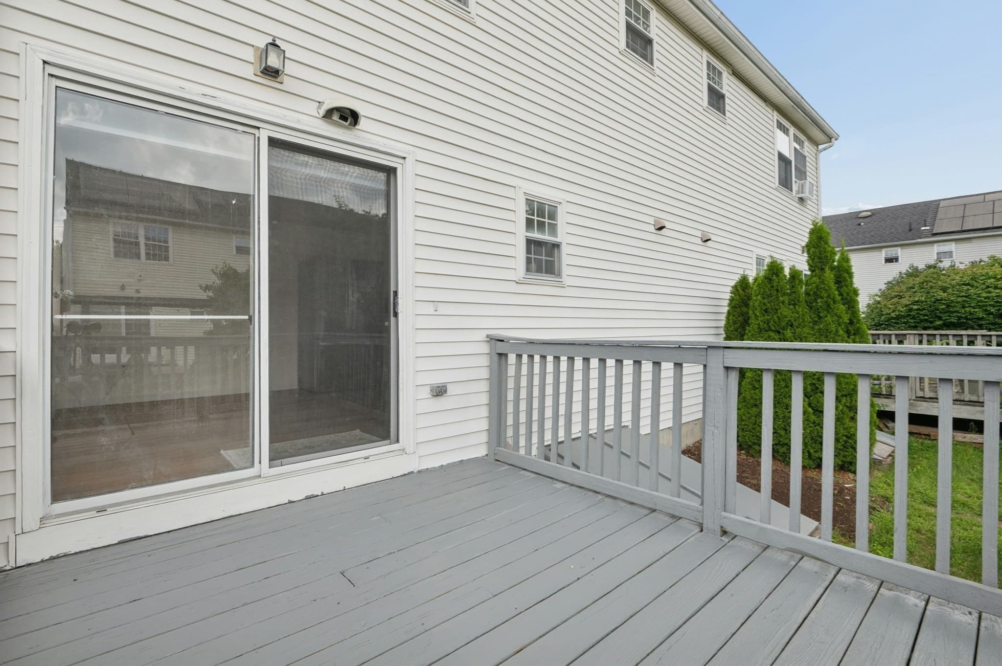 Single Family Residence at 14 Phoenix St, Worcester MA 01604, Worcester, photo 36 of 38