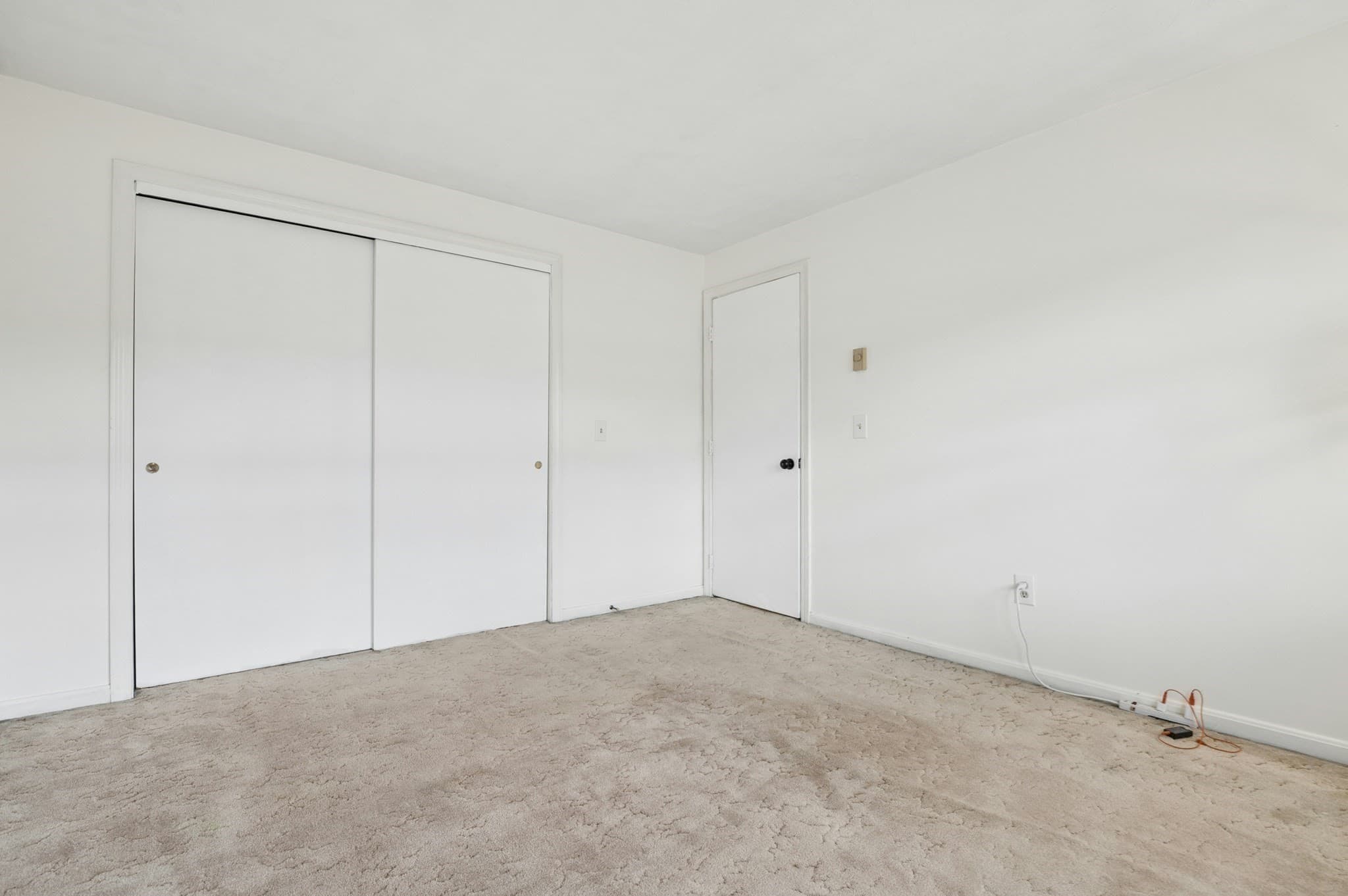 Single Family Residence at 14 Phoenix St, Worcester MA 01604, Worcester, photo 30 of 38