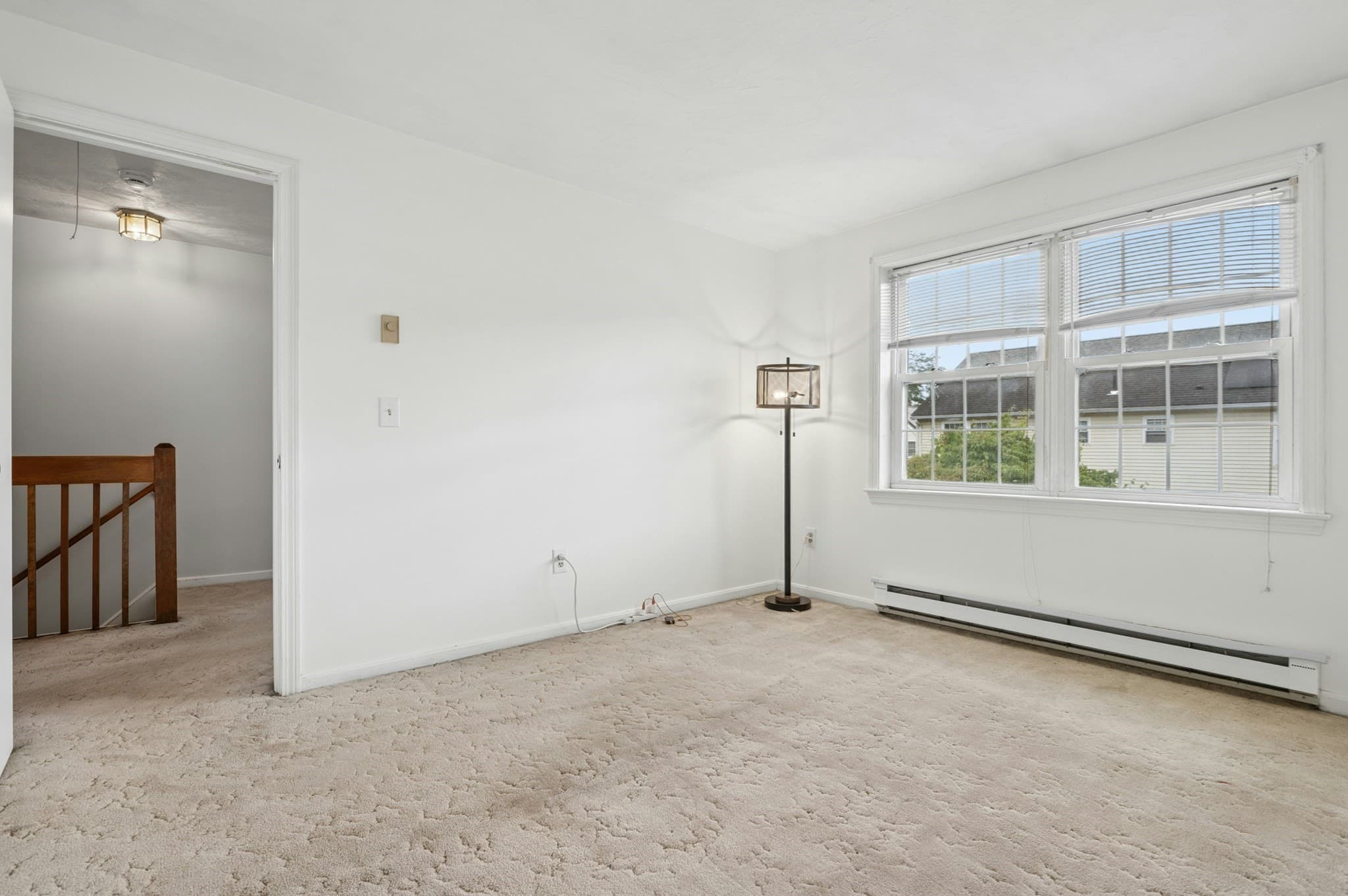 Single Family Residence at 14 Phoenix St, Worcester MA 01604, Worcester, photo 25 of 38