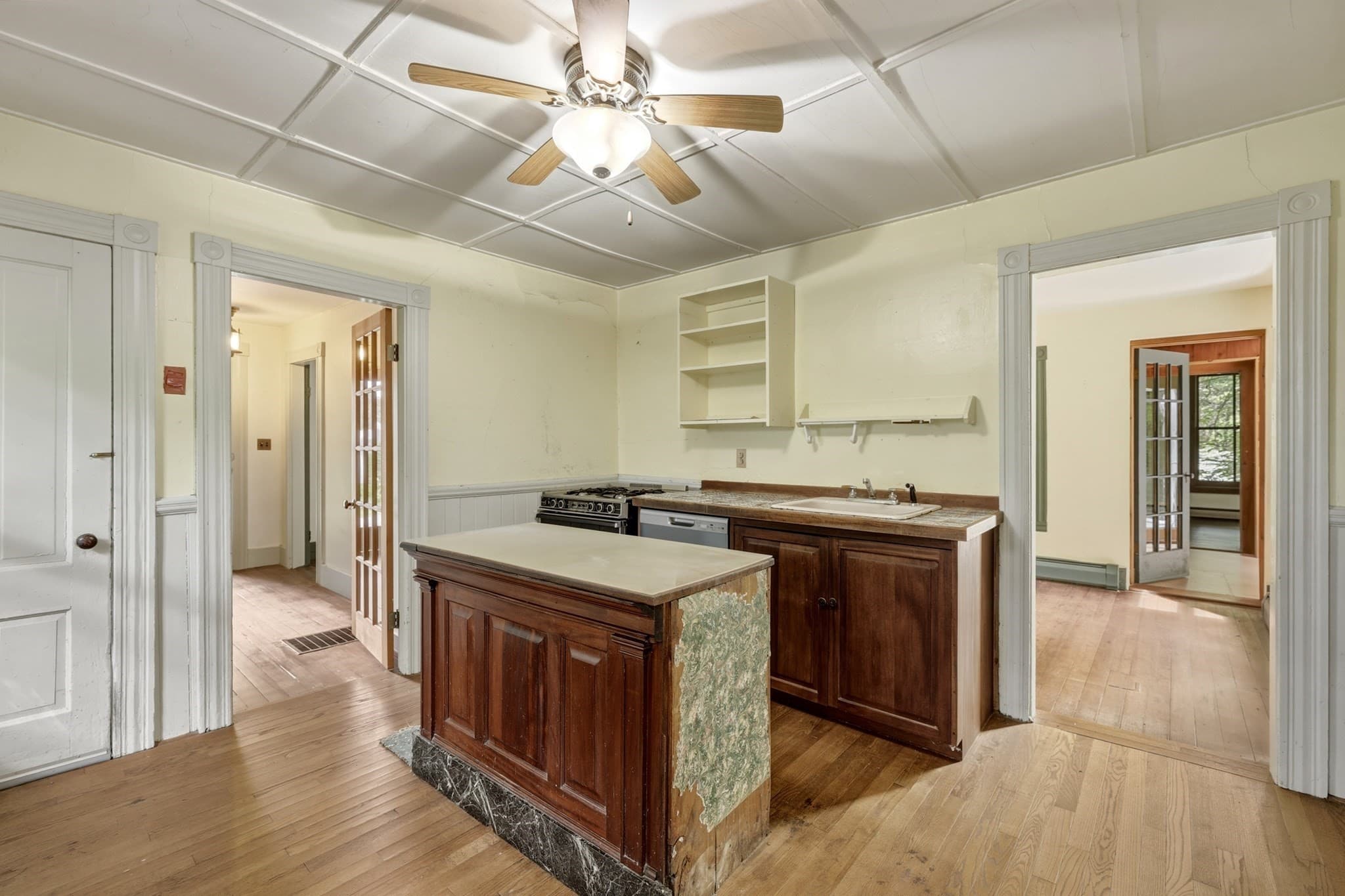 Single Family Residence at 52 Baker St, Amherst MA 01002, Amherst, photo 5 of 42