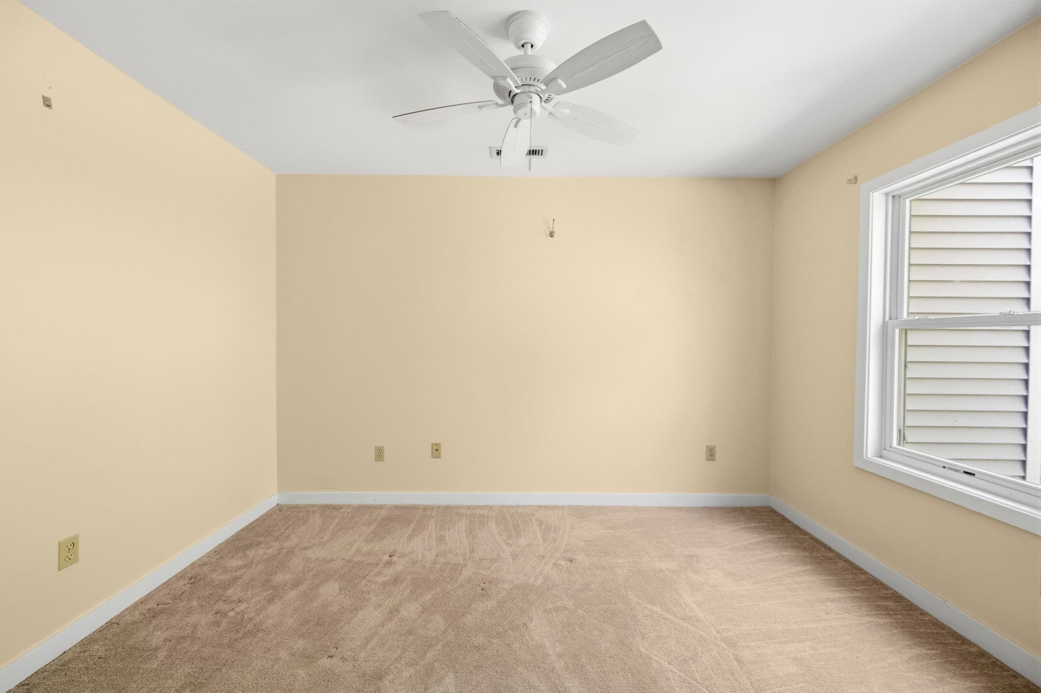 Condominium at 17 Walnut Court # 17, Rockland MA 02370, Rockland, photo 24 of 36