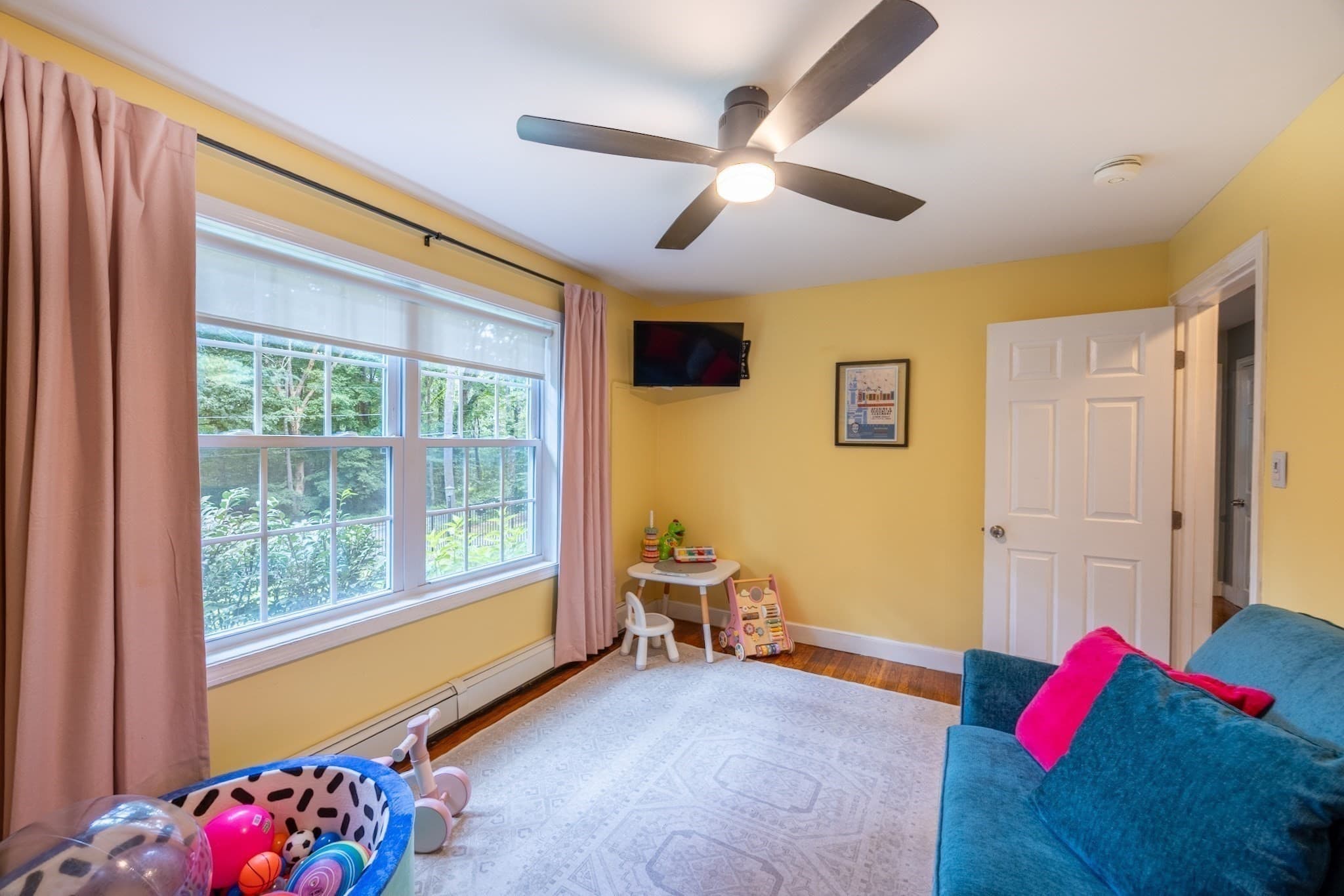 Single Family Residence at 17 Gardner Ave, Sturbridge MA 01566, Sturbridge, photo 28 of 41