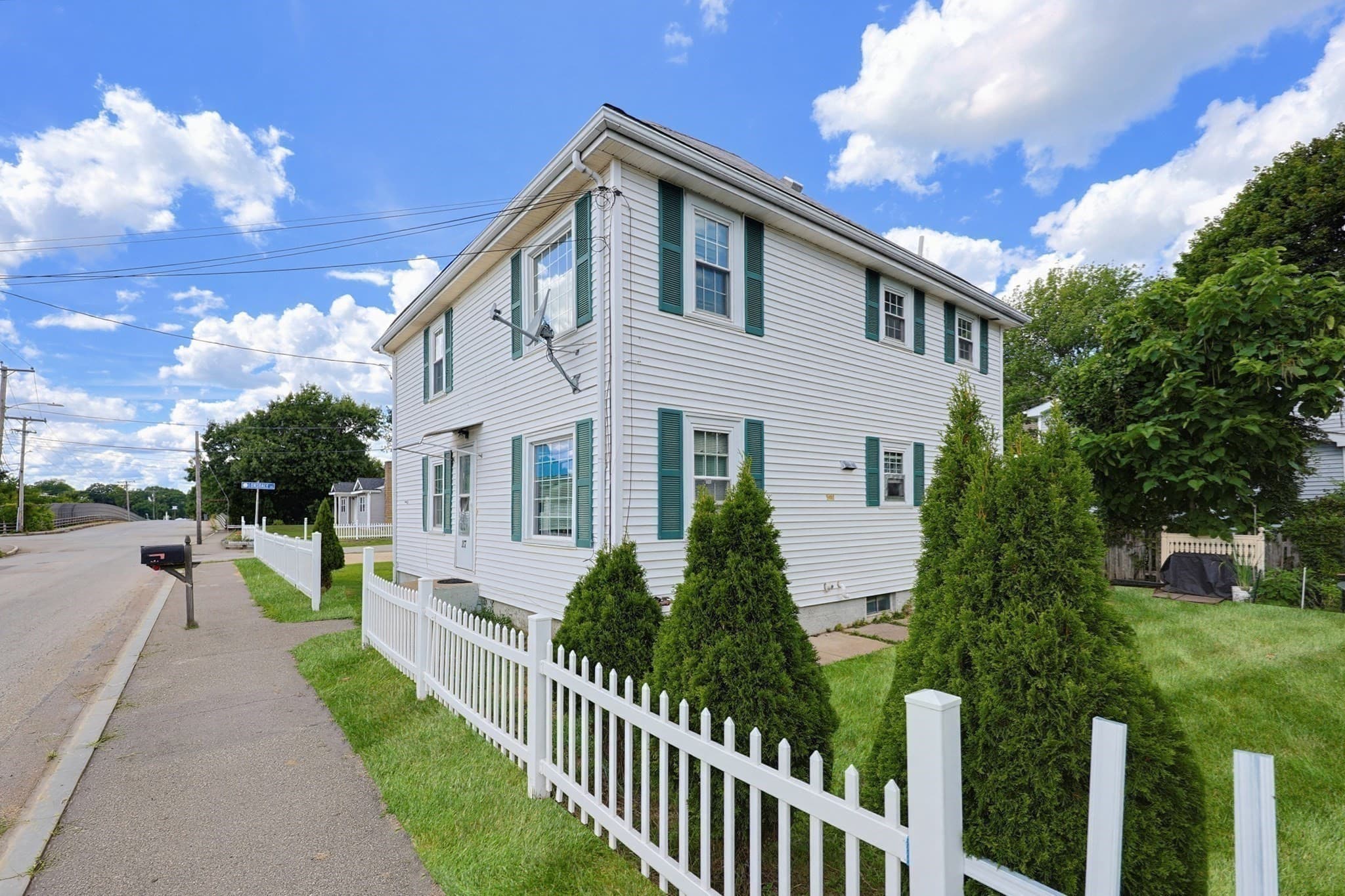 2 Family - 2 Units Up/Down at 117 Bacon St, Attleboro MA 02703, Attleboro, photo 25 of 27