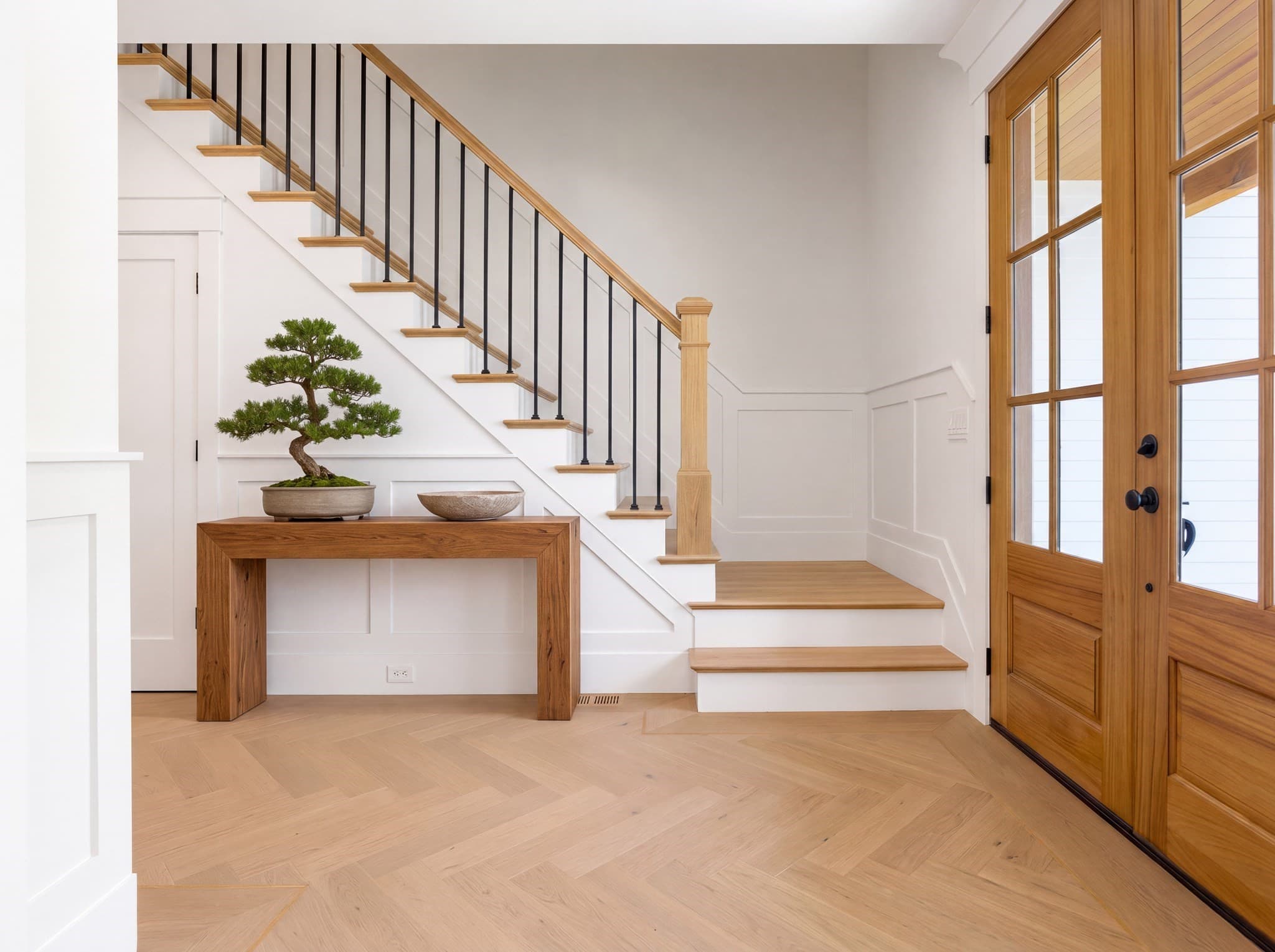 Single Family Residence at 5 Bradford Road, Natick MA 01760, Natick, photo 3 of 42