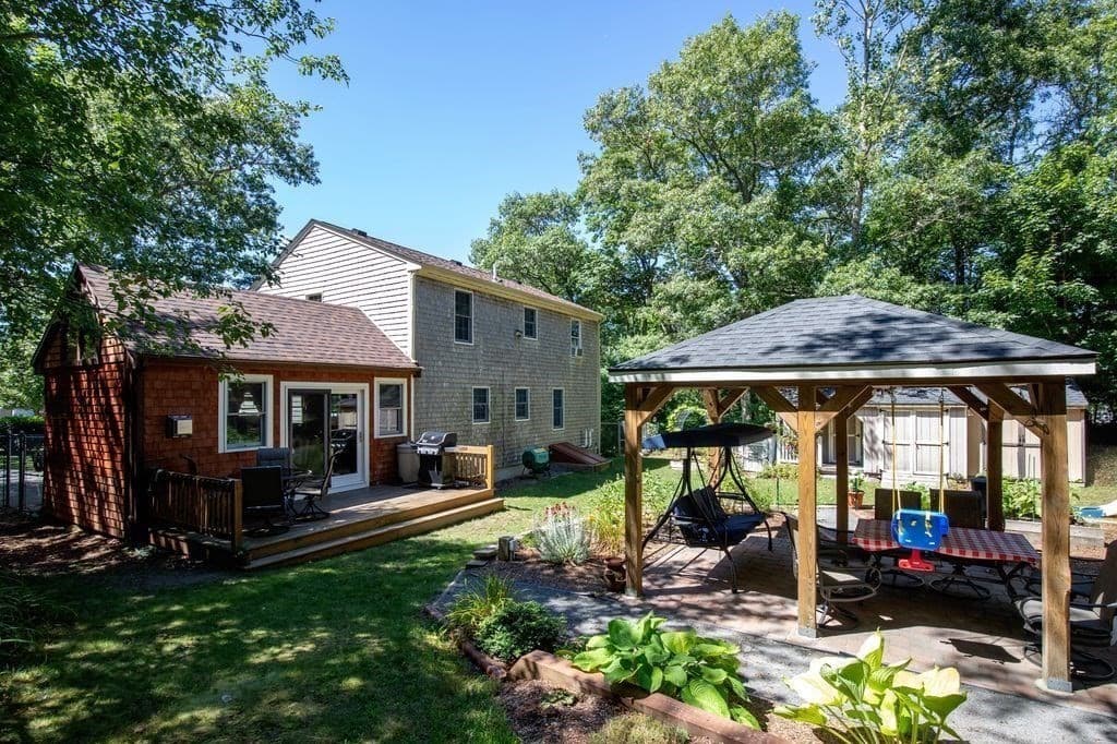 Single Family Residence at 133 Alewife Road, Plymouth MA 02360, Plymouth, photo 4 of 35