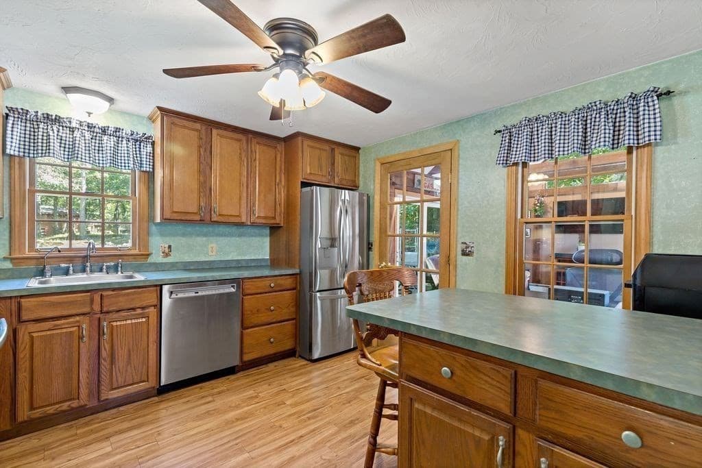 Single Family Residence at 133 Alewife Road, Plymouth MA 02360, Plymouth, photo 8 of 35